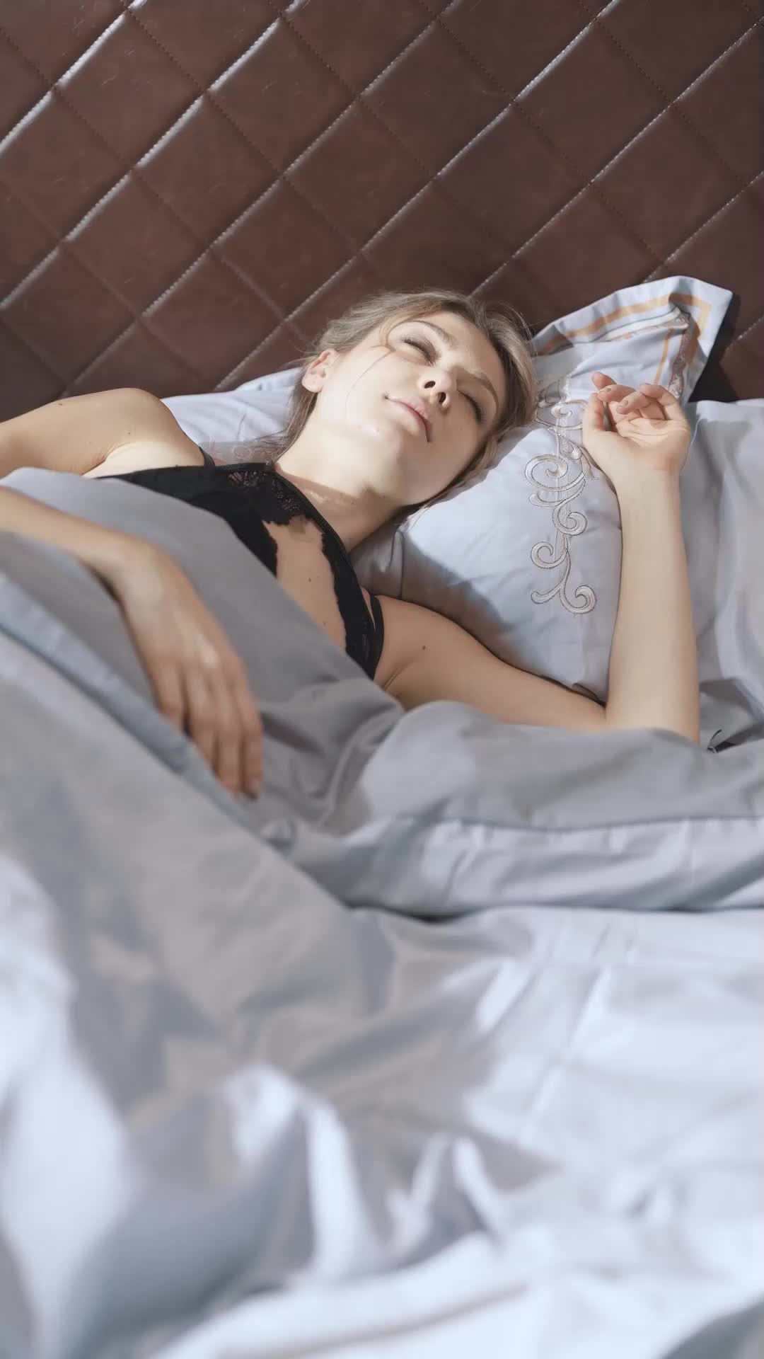 Episode 18 - Sleeping with My Ex Husband's Son